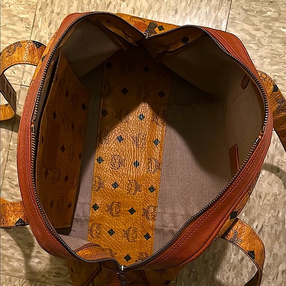 MCM Large Vintage Cognac Monogram Visetos Dome Tote👜 - Picture 4 of 16